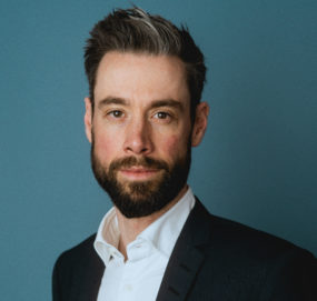 headshot of Sven